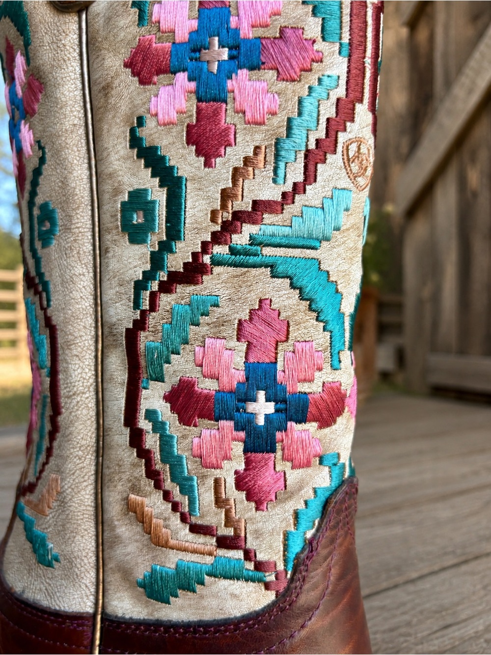 Ariat Frontier Daniella Embroidered Western Boots 7.5B - Picture 4 of 11
